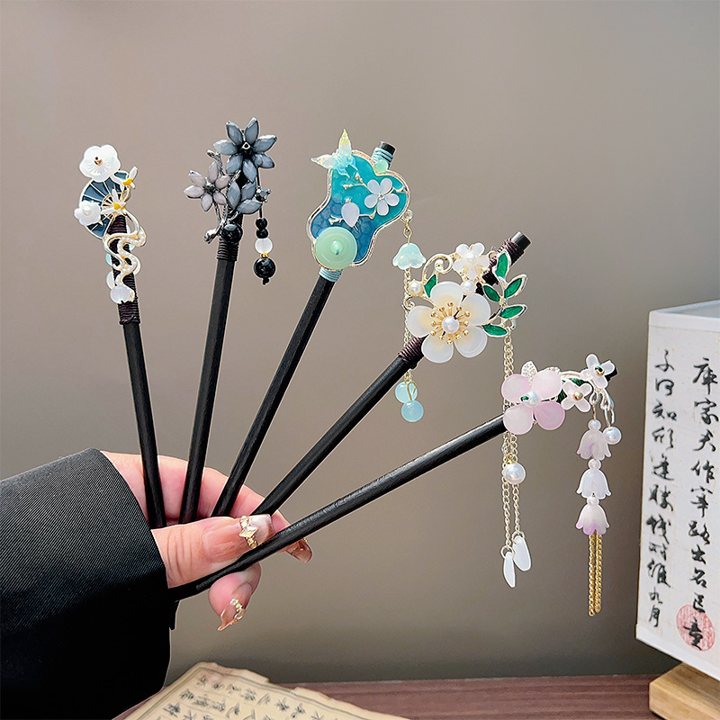 Classic Tassel Hair Stick Blac - Hanbok Hair Pin recension och pris